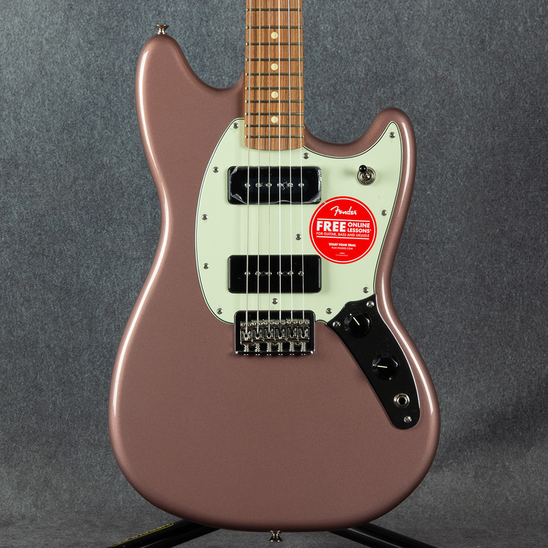 Fender Player Mustang 90 - Burgundy Mist Metallic - Boxed - 2nd Hand Fender Player Mustang 90 - Burgundy Mist Metallic - Boxed - 2nd Hand