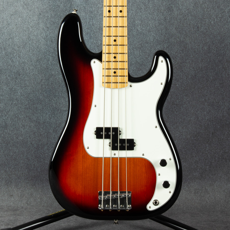 Fender Player Precision Bass - 3-Colour Sunburst - Boxed - 2nd Hand Fender Player Precision Bass - 3-Colour Sunburst - Boxed - 2nd Hand