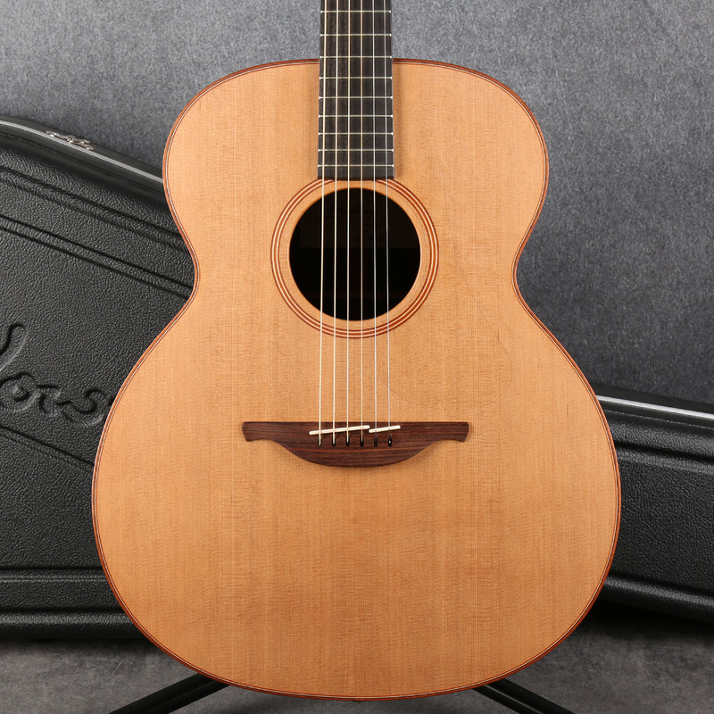 Lowden O-25 Red Cedar Top East Indian Rosewood Back & Sides - Case - 2nd Hand