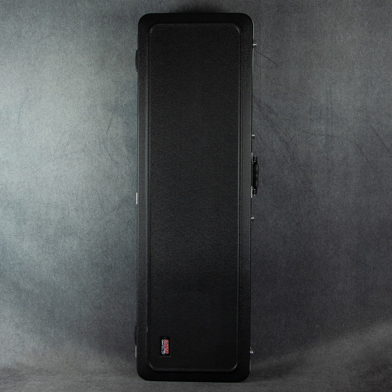 Gator Bass Hard Case - 2nd Hand (136058) Gator Bass Hard Case - 2nd Hand (136058)