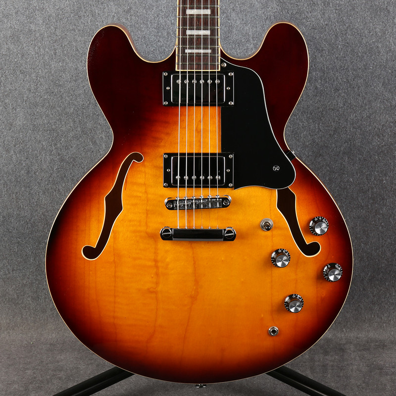 Custom 77 Needles & Pins Standard Series - Tobacco Burst - 2nd Hand