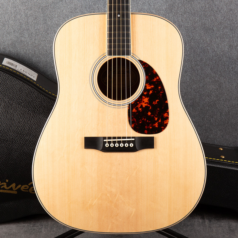 Larrivee D-02 Dreadnought Acoustic - Natural - Hard Case - 2nd Hand