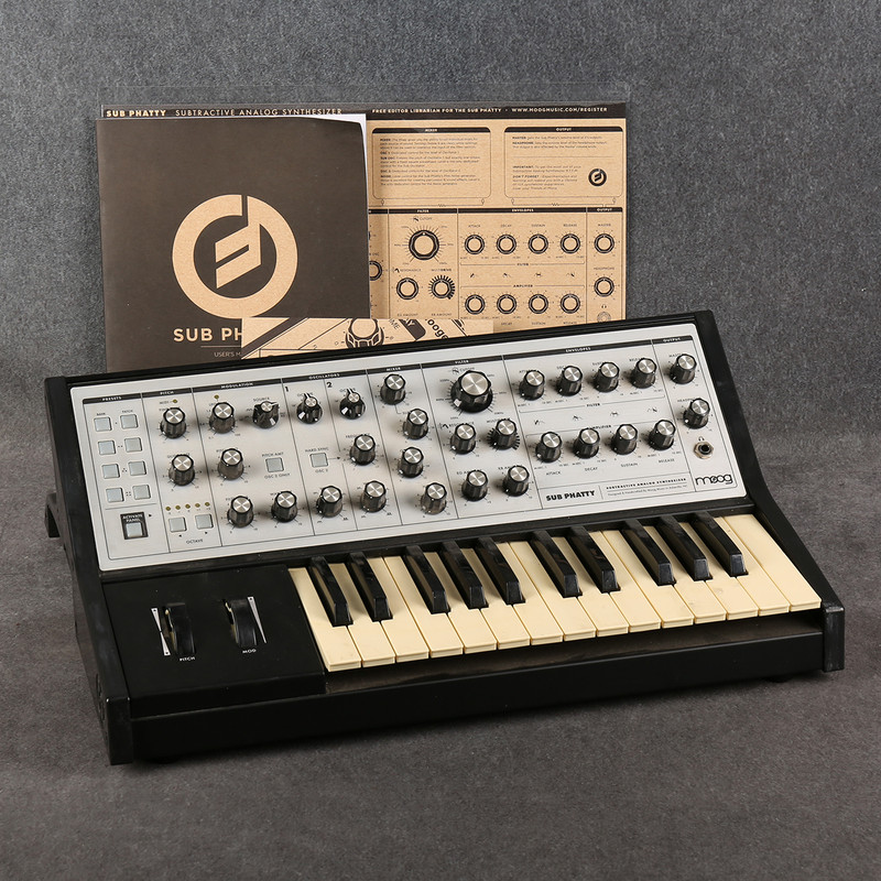 Moog Sub Phatty Analog Synthesizer - 2nd Hand Moog Sub Phatty Analog Synthesizer - 2nd Hand