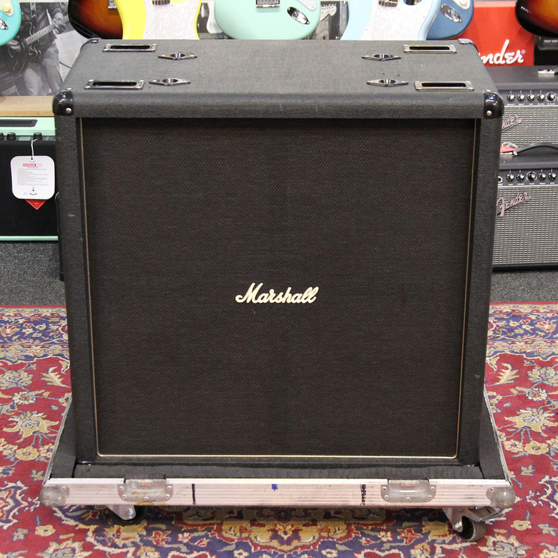 Marshall VBC412 Bass Cabinet - Flight Case **COLLECTION ONLY** - 2nd Hand (137209) Marshall VBC412 Bass Cabinet - Flight Case **COLLECTION ONLY** - 2nd Hand (137209)
