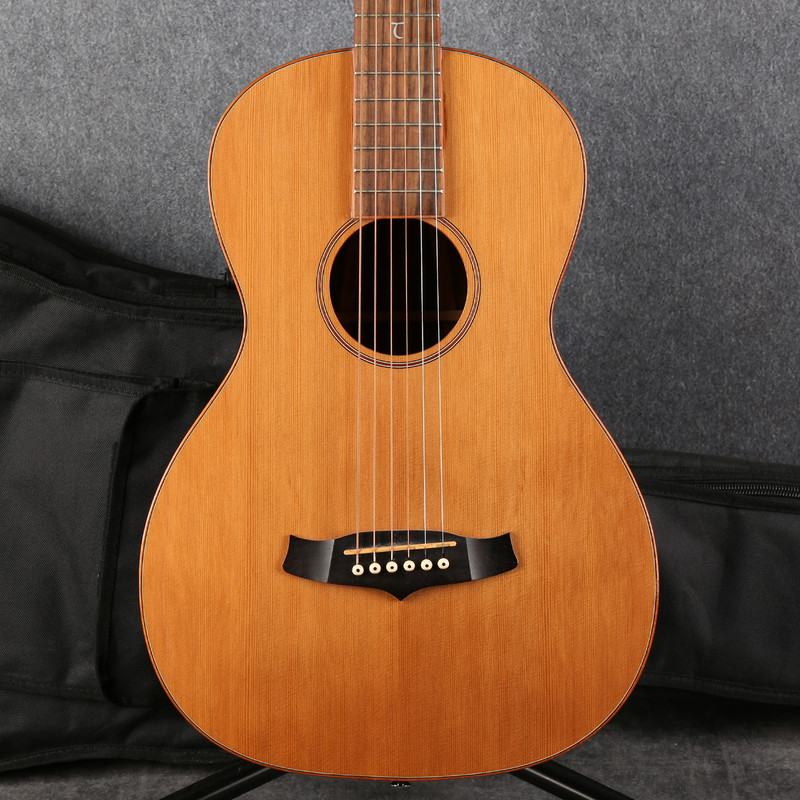Tanglewood Java TWJP Parlour Acoustic - Natural - Gig Bag - 2nd Hand Tanglewood Java TWJP Parlour Acoustic - Natural - Gig Bag - 2nd Hand