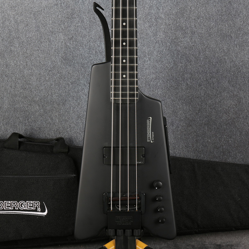 Steinberger Synapse 4 String Bass - Satin Black - Gig Bag - 2nd Hand Steinberger Synapse 4 String Bass - Satin Black - Gig Bag - 2nd Hand