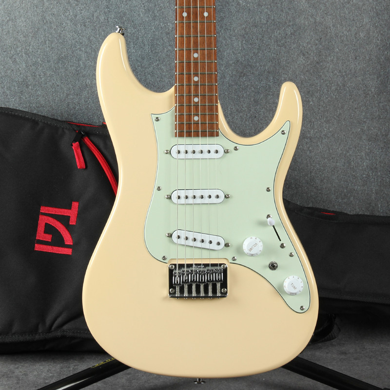 Ibanez AZES31-IV - Ivory - Gig Bag - 2nd Hand