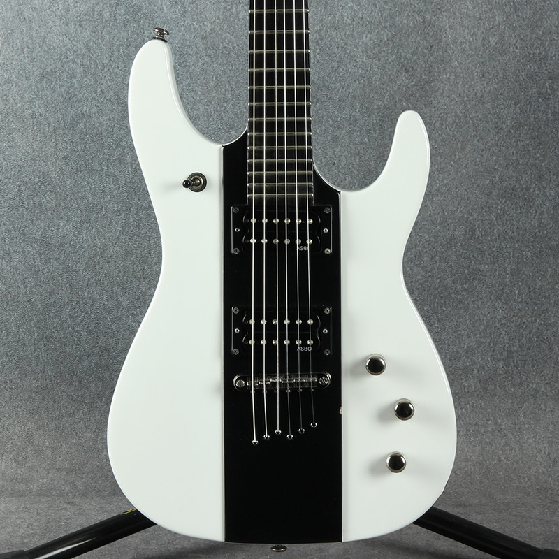 Adam Black Scorpio - White - 2nd Hand Adam Black Scorpio - White - 2nd Hand