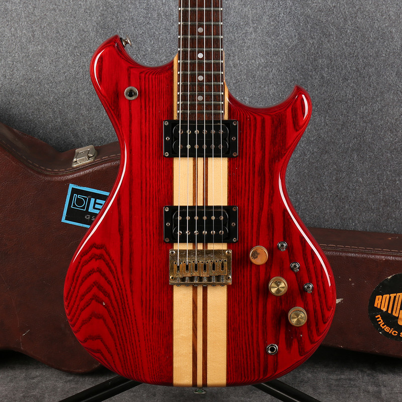 Westone Thunder 1-A Electric Guitar - Red - Hard Case - 2nd Hand