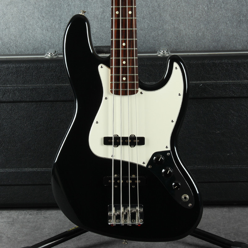 Fender Mexican Standard Jazz Bass - Black - Hard Case - 2nd Hand (138834) Fender Mexican Standard Jazz Bass - Black - Hard Case - 2nd Hand (138834)