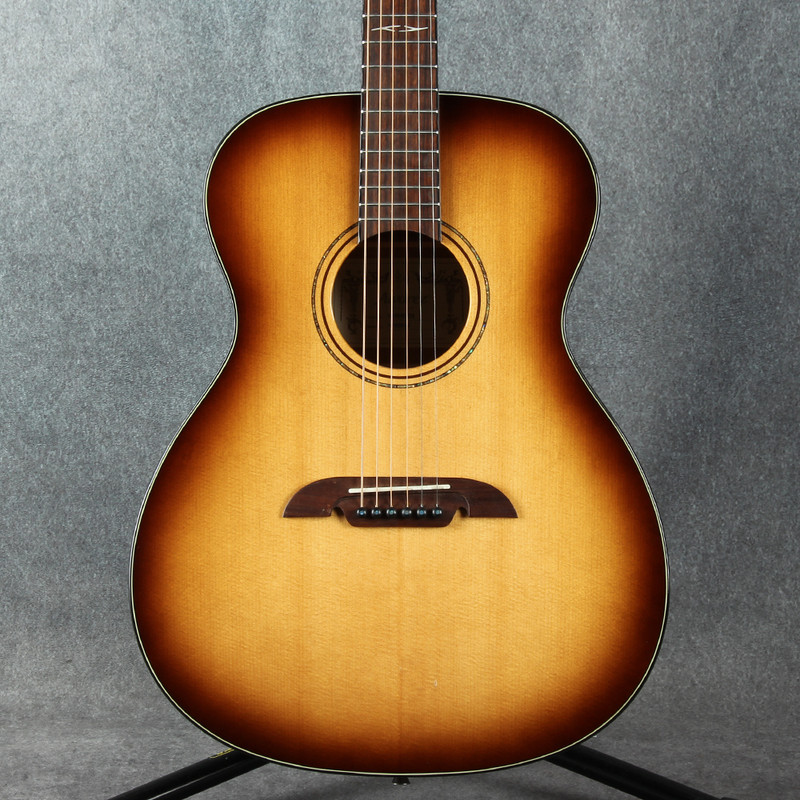 Alvarez AF60SHB OM Folk - Shadowburst Gloss - 2nd Hand Alvarez AF60SHB OM Folk - Shadowburst Gloss - 2nd Hand