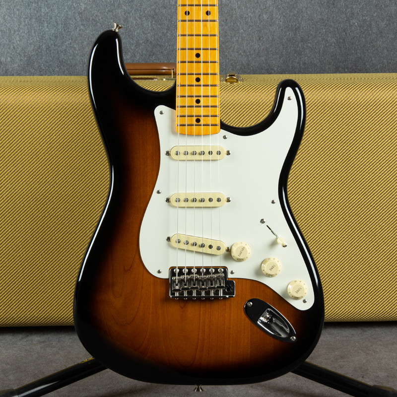 Fender American Vintage II 1957 Stratocaster - 2 Tone Sunburst - Case - 2nd Hand