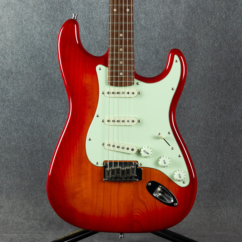 Squier Standard Stratocaster - Cherry Burst - 2nd Hand