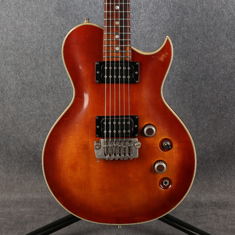 Aria Pro II PE-1000 - Sunburst - 2nd Hand (140439)