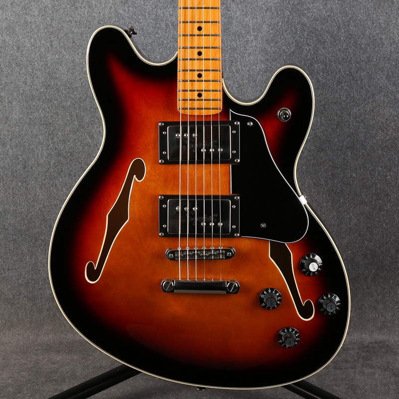 Squier Classic Vibe Starcaster - 3 Tone Sunburst - 2nd Hand