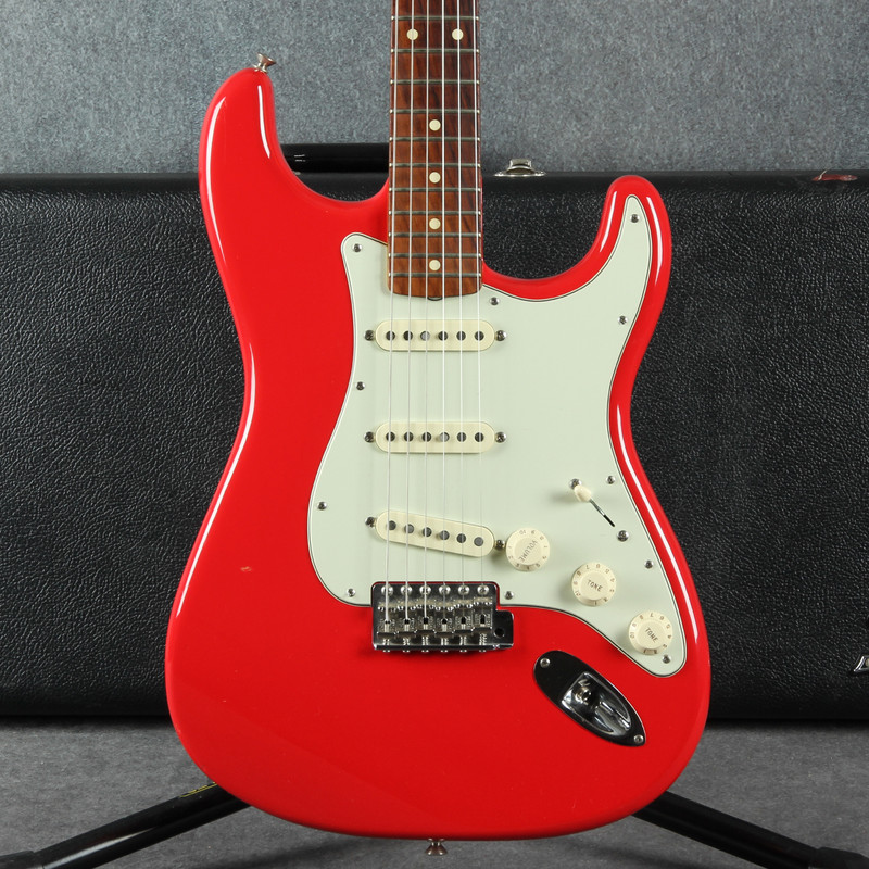 Fender Mark Knopfler Signature Stratocaster Fiesta Red - Hard Case - 2nd Hand