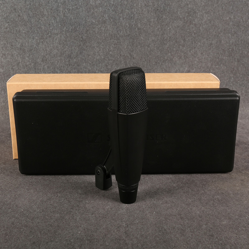 Sennheiser MD 421 II Large Diaphragm Dynamic Microphone - Case - 2nd Hand Sennheiser MD 421 II Large Diaphragm Dynamic Microphone - Case - 2nd Hand