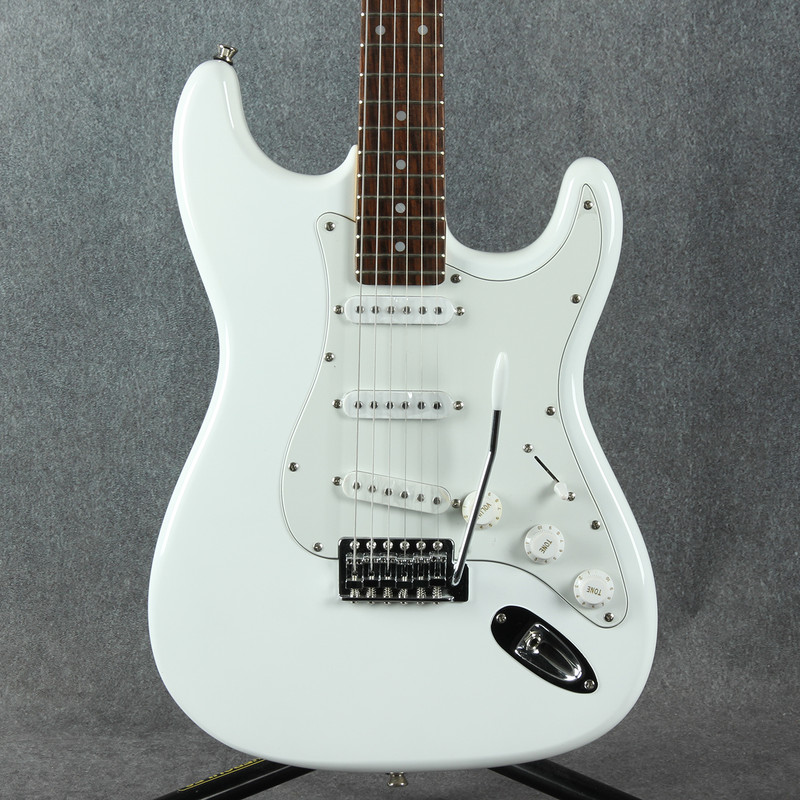 Aria STG Series 003 - White - 2nd Hand