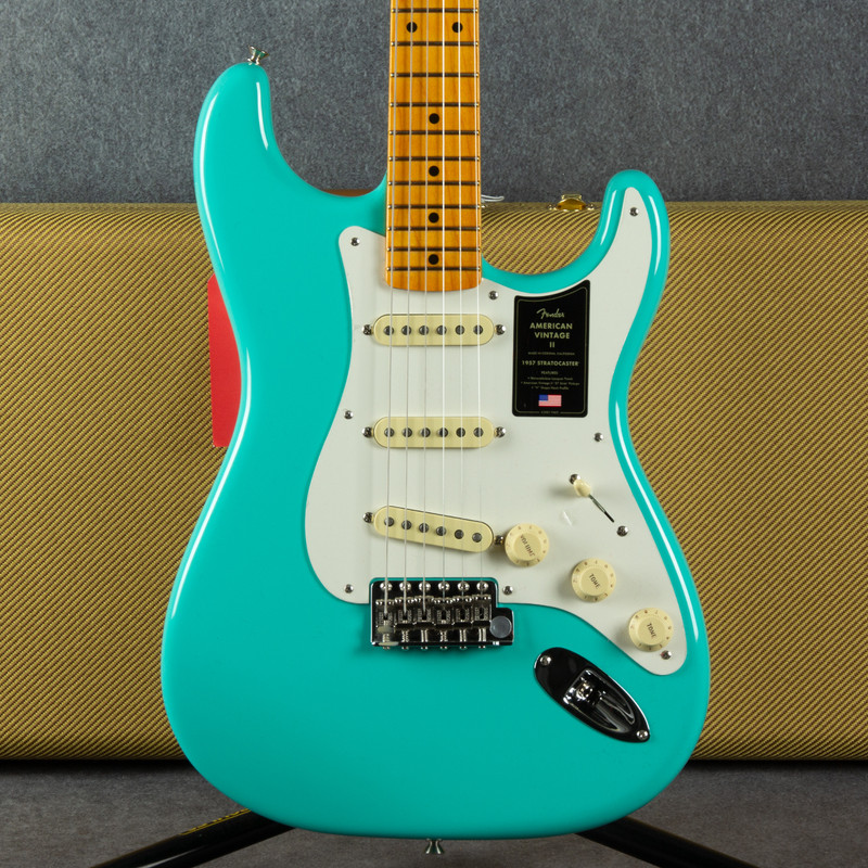 Fender American Vintage II 57 Stratocaster - Sea Foam Green - Case - 2nd Hand (X1164932)