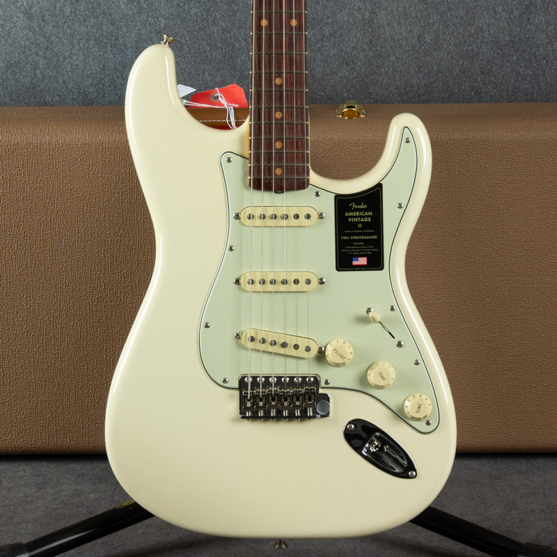 Fender American Vintage II 61 Stratocaster - Olympic White - Case - 2nd Hand