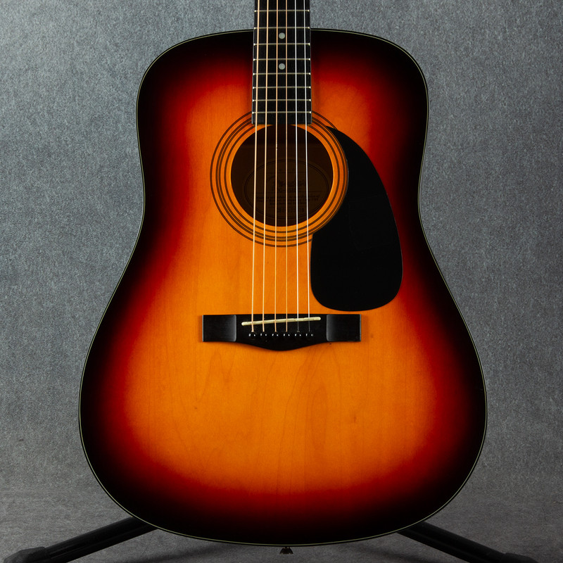 Fender DG5 Dreadnought - Sunburst - 2nd Hand