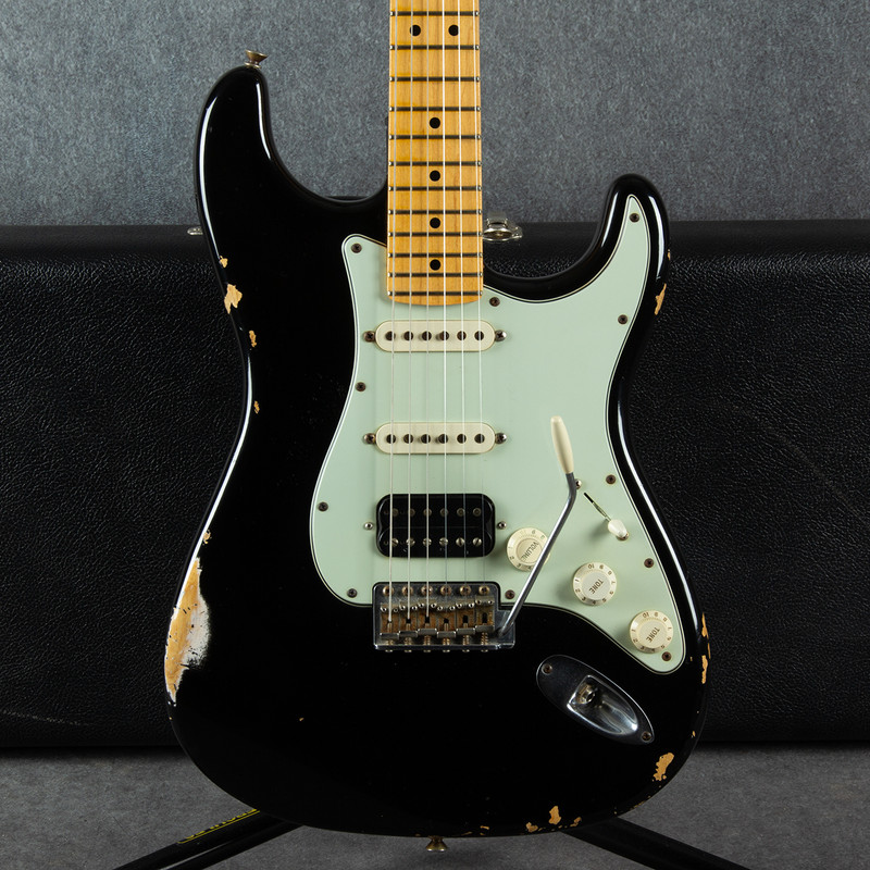 Fender Custom Shop Classic HBS-1 Stratocaster Relic - Black - Case - 2nd Hand Fender Custom Shop Classic HBS-1 Stratocaster Relic - Black - Case - 2nd Hand