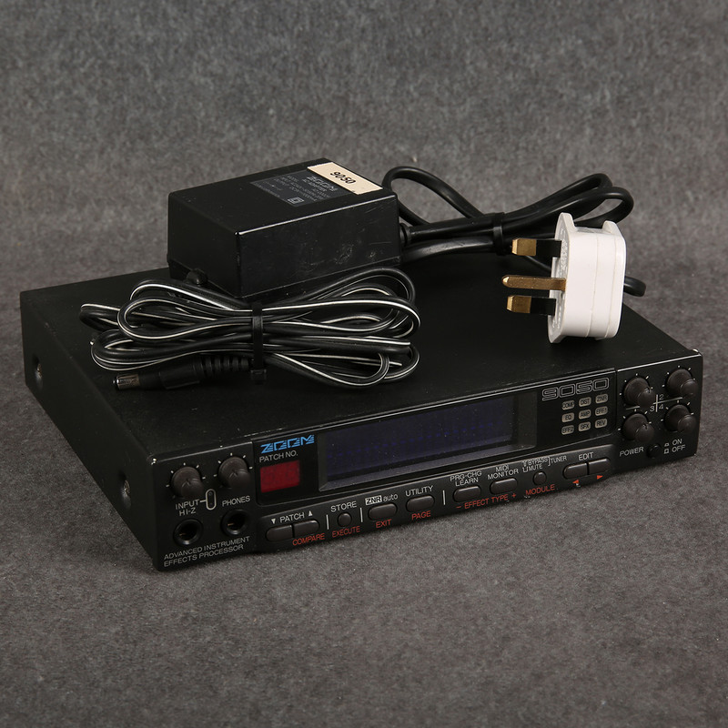 Zoom 9050 Advanced Instrument Multi Effect Processor - Power Supply - 2nd Hand Zoom 9050 Advanced Instrument Multi Effect Processor - Power Supply - 2nd Hand