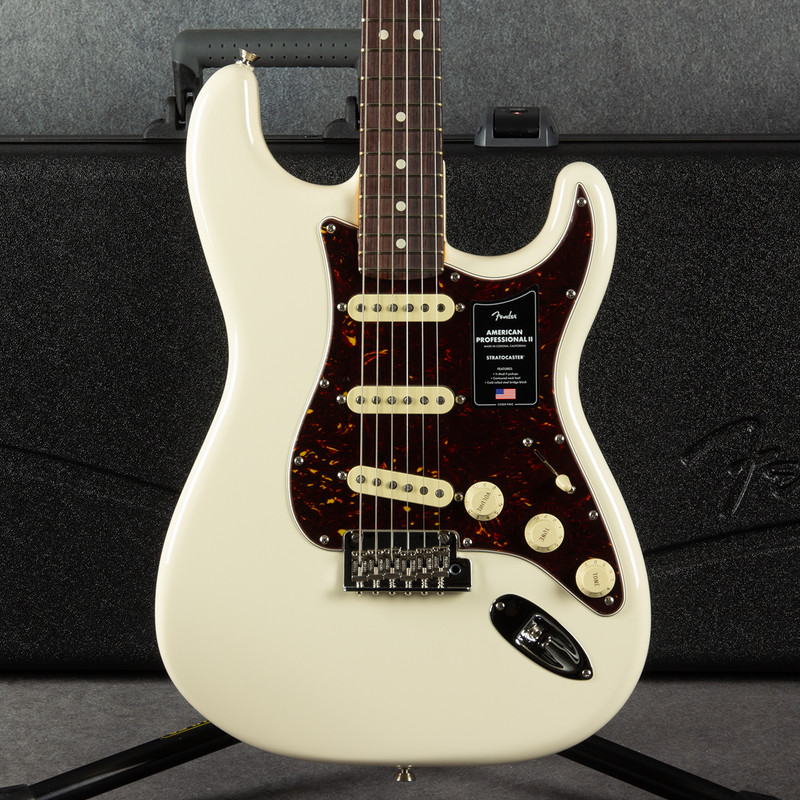 Fender American Professional II Stratocaster - Olympic White - Case - 2nd Hand (X1167611) Fender American Professional II Stratocaster - Olympic White - Case - 2nd Hand (X1167611)
