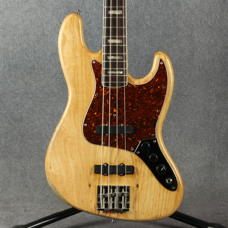 Fender Jazz Bass - 1977 - Stripped - EMG Pickups - Gig Bag - 2nd Hand