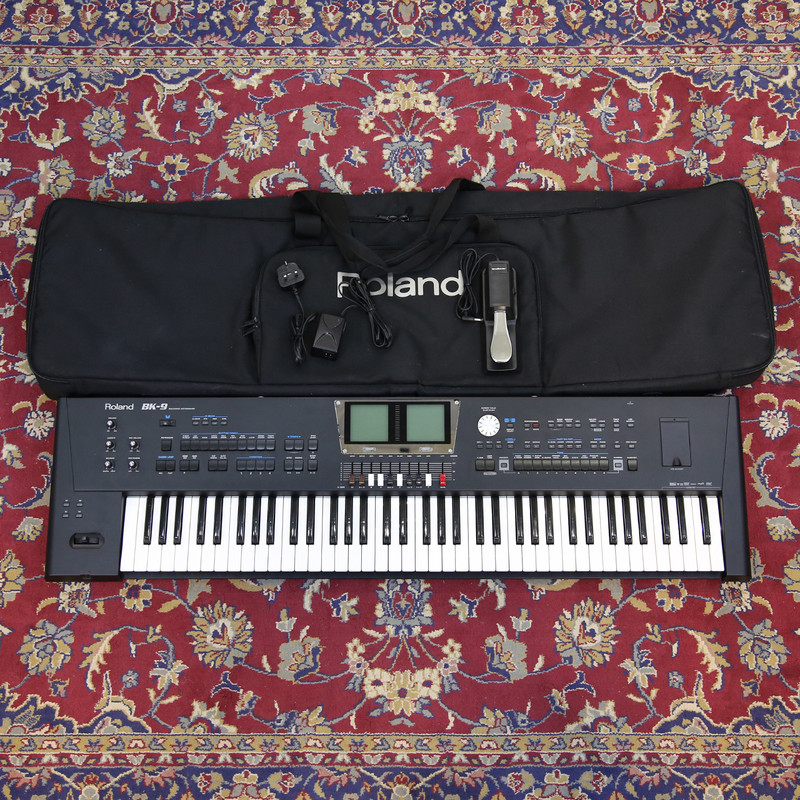 Roland BK-9 76 Note Arranger Backing Keyboard - Gig Bag - 2nd Hand