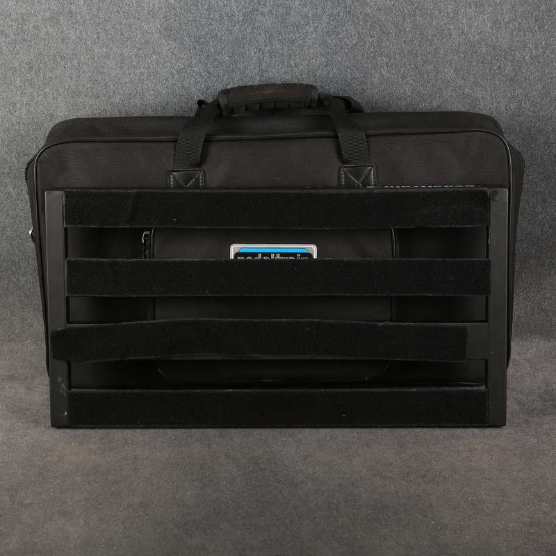 Pedaltrain 2 Pedal Board - Gig Bag - 2nd Hand Pedaltrain 2 Pedal Board - Gig Bag - 2nd Hand