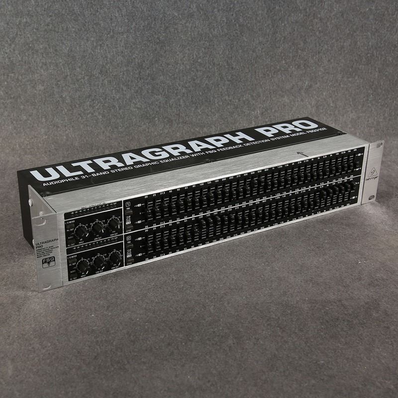 Behringer Ultragraph Pro FBQ3102 Dual 31-Band Graphic Equalizer - 2nd Hand