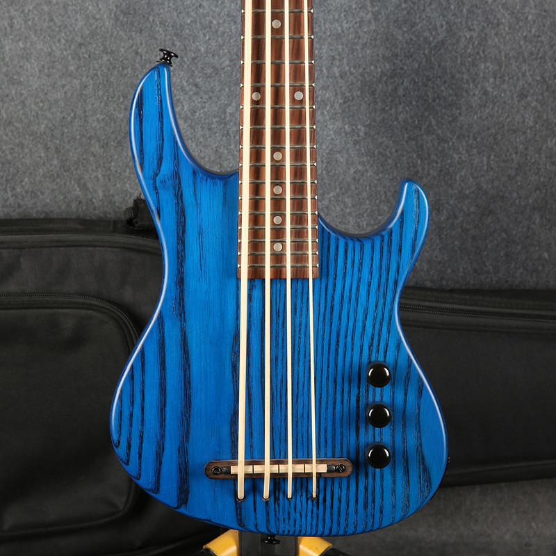 Bass Centre Ashbory U.Bass - Trans Blue - Gig Bag - 2nd Hand