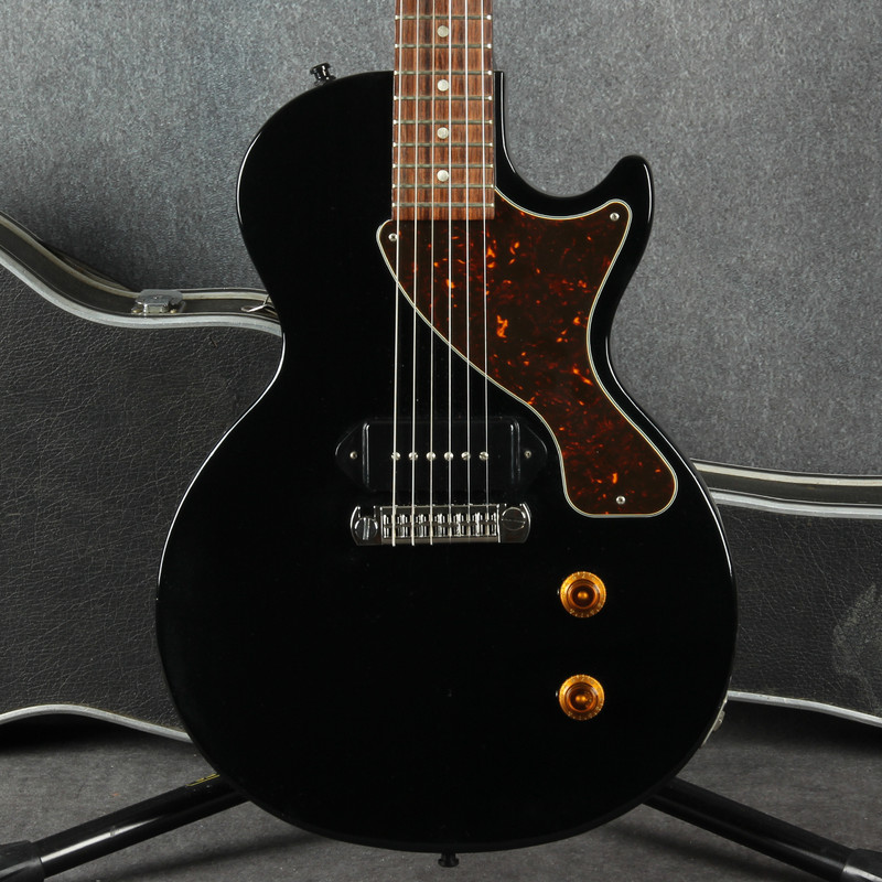 Gibson Billie Joe Armstrong Signature Les Paul Junior Black - Case - 2nd Hand Gibson Billie Joe Armstrong Signature Les Paul Junior Black - Case - 2nd Hand