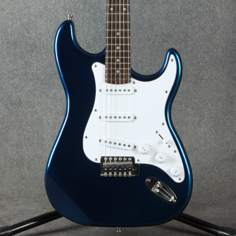Chord CAL63 Electric Guitar - Blue - 2nd Hand