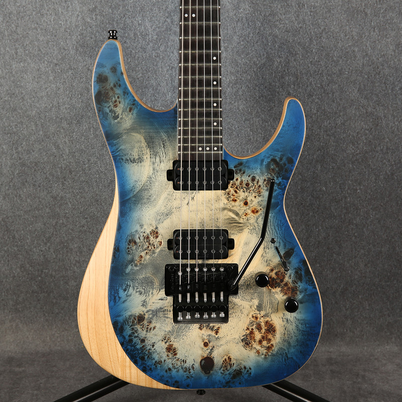Schecter Reaper 6 FR - Satin Sky Burst - 2nd Hand Schecter Reaper 6 FR - Satin Sky Burst - 2nd Hand