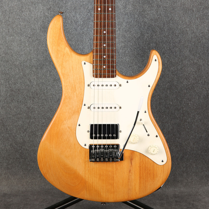 Yamaha Pacifica 112J - Natural Satin - 2nd Hand