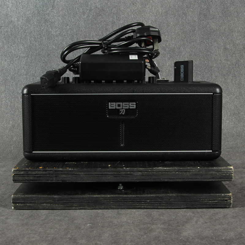 Boss Katana Air and WL-T Wireless Transmitter - 2nd Hand