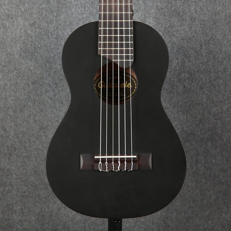 Yamaha GL1 Guitalele - Black - 2nd Hand Yamaha GL1 Guitalele - Black - 2nd Hand