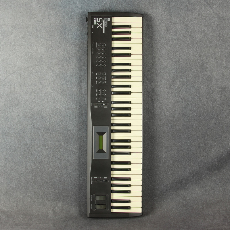 Korg X5 Synthesiser - 2nd Hand