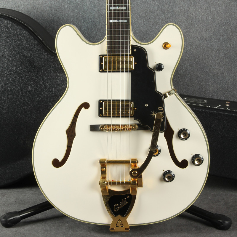 Guild Starfire VI - White - 2nd Hand Guild Starfire VI - White - 2nd Hand