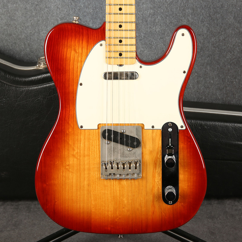 Fender USA 1981 International Colours Telecaster - Sienna Sunburst - 2nd Hand Fender USA 1981 International Colours Telecaster - Sienna Sunburst - 2nd Hand