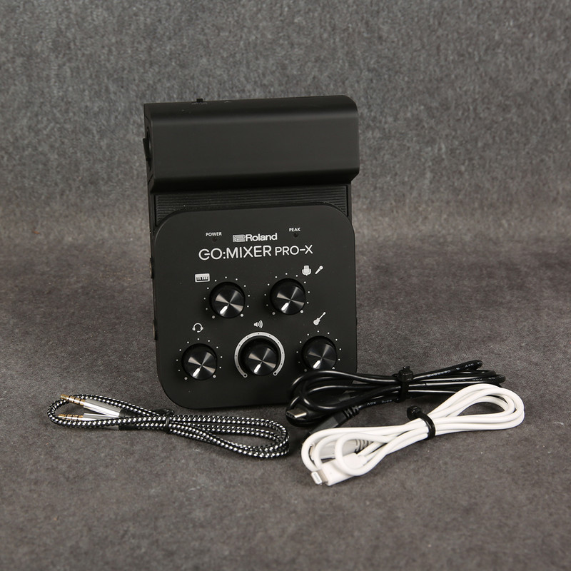 Roland Go:Mixer Pro X Audio Mixer For Smartphones - 2nd Hand Roland Go:Mixer Pro X Audio Mixer For Smartphones - 2nd Hand