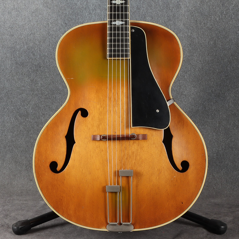 Epiphone Triumph Original 1942 - Sunburst **COLLECTION ONLY** - 2nd Hand Epiphone Triumph Original 1942 - Sunburst **COLLECTION ONLY** - 2nd Hand