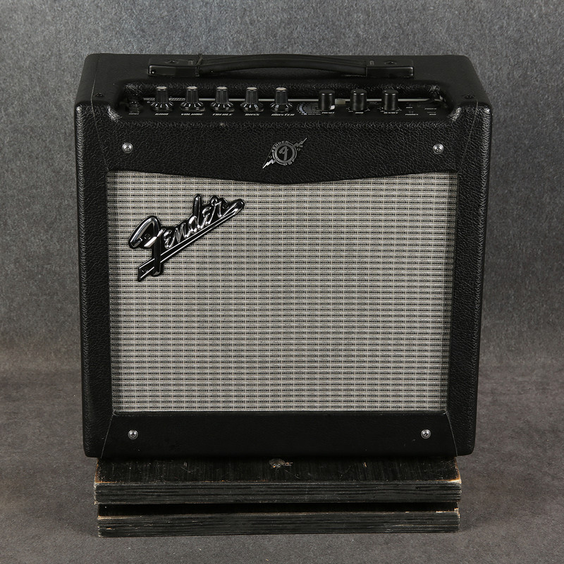 Fender Mustang 1 V2 Combo Amplifier - 2nd Hand (152085) Fender Mustang 1 V2 Combo Amplifier - 2nd Hand (152085)