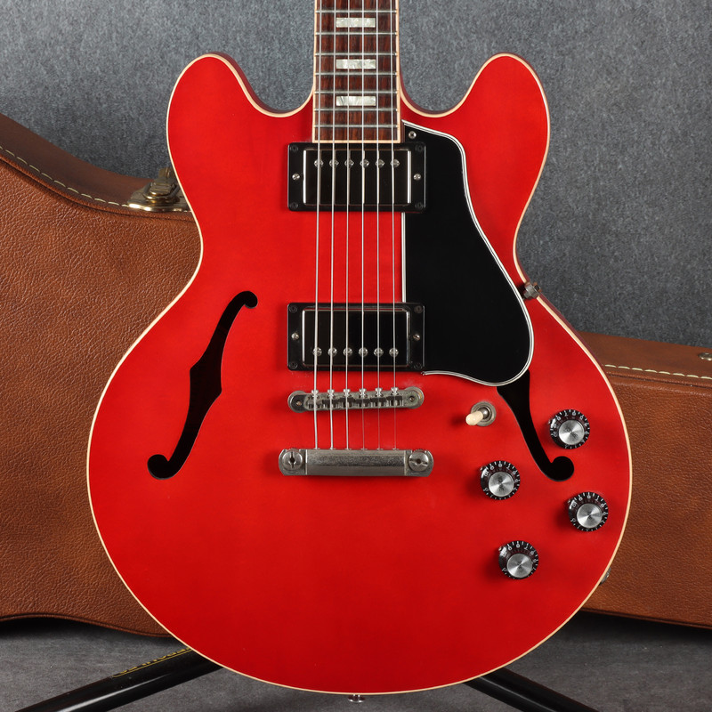 Gibson Memphis ES-339 - 2016 - Satin Cherry - 2nd Hand