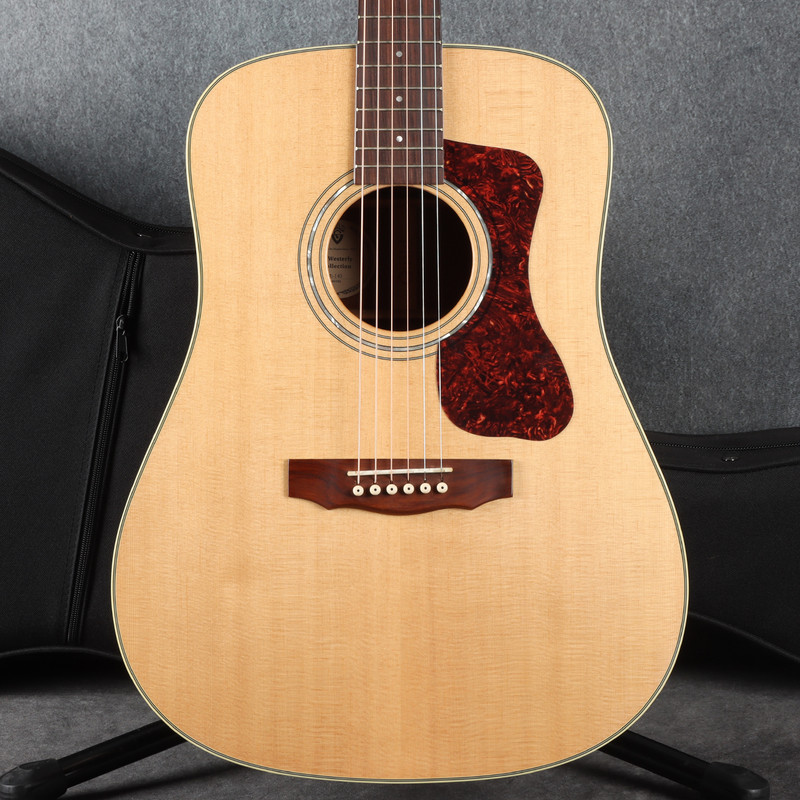 Guild D140 Dreadnought Acoustic - 2nd Hand