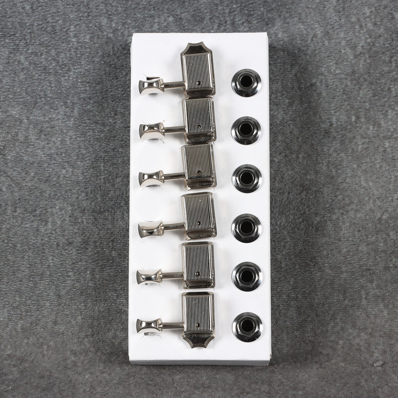 Fender Vintage Player II Machine Heads - 2nd Hand Fender Vintage Player II Machine Heads - 2nd Hand