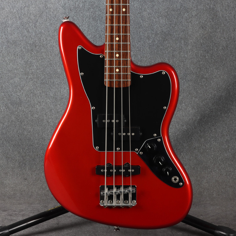 Squier Vintage Modified SS Jaguar Special Bass - Metallic Red - 2nd Hand
