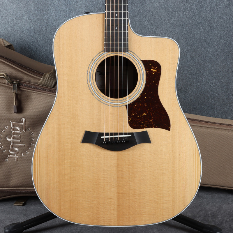 Taylor 210CE - 2nd Hand